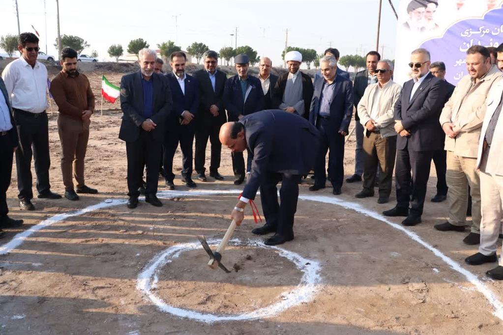 ساختمان مركزی شركت نفت و گاز اروندان در خرمشهر كلنگ‌زنی شد